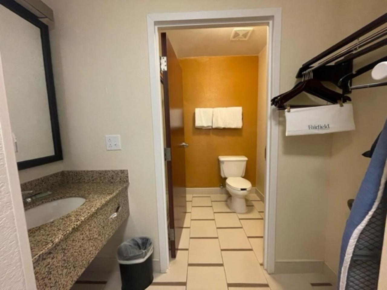 Fairfield Inn And Suites By Marriott Potomac Mills Woodbridge Bagian luar foto