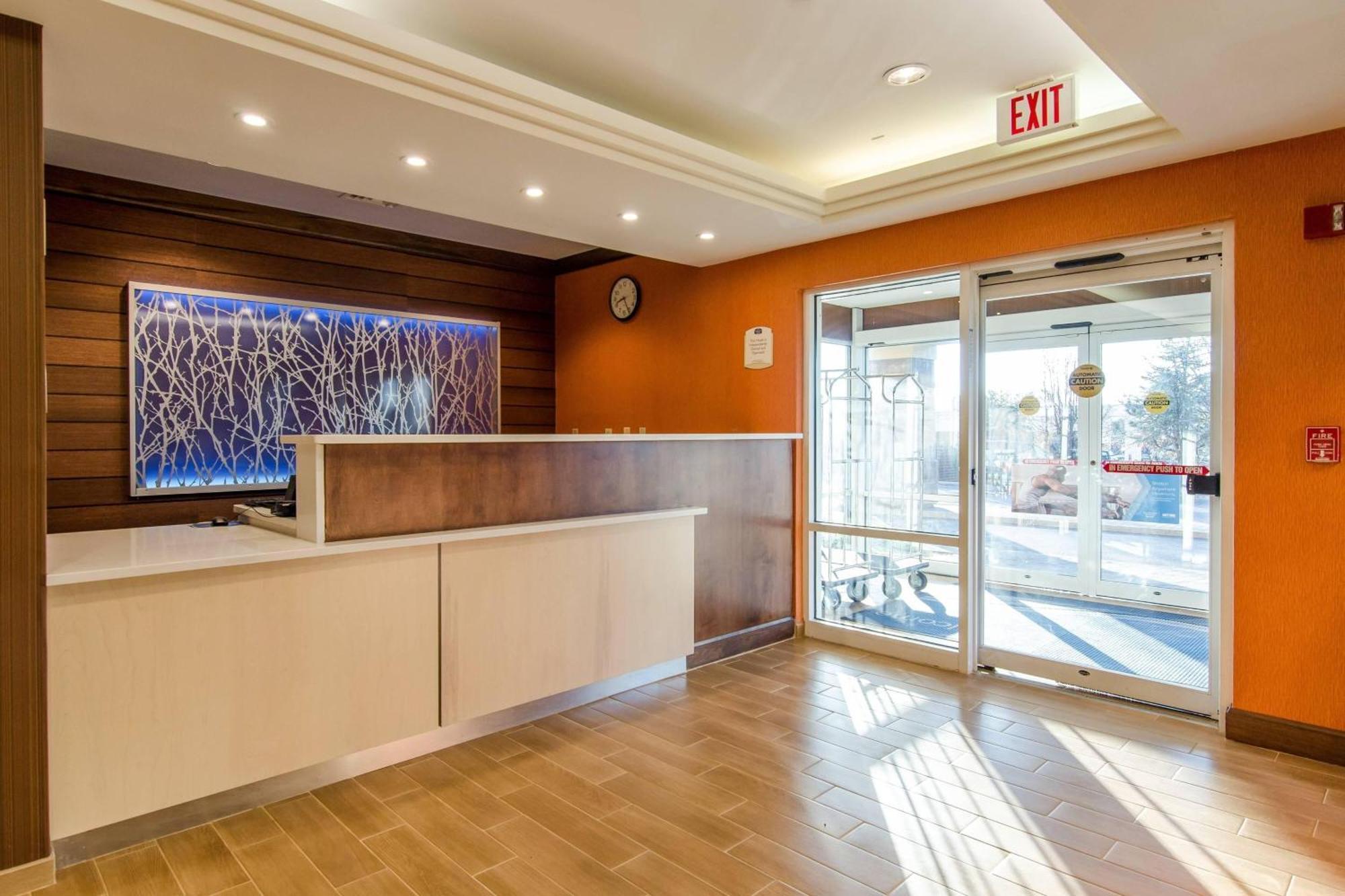 Fairfield Inn And Suites By Marriott Potomac Mills Woodbridge Bagian luar foto