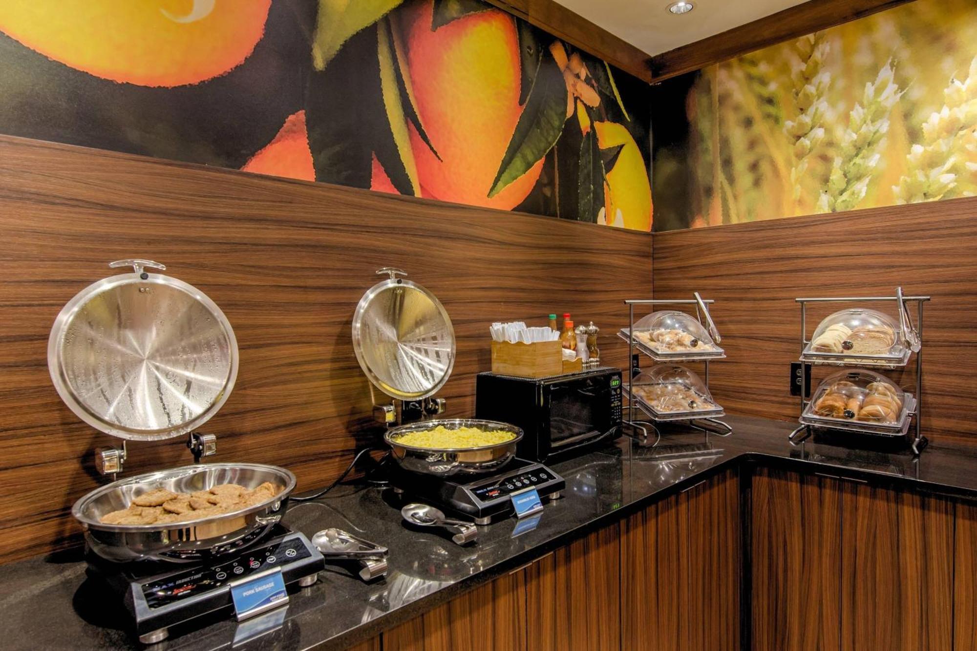Fairfield Inn And Suites By Marriott Potomac Mills Woodbridge Bagian luar foto