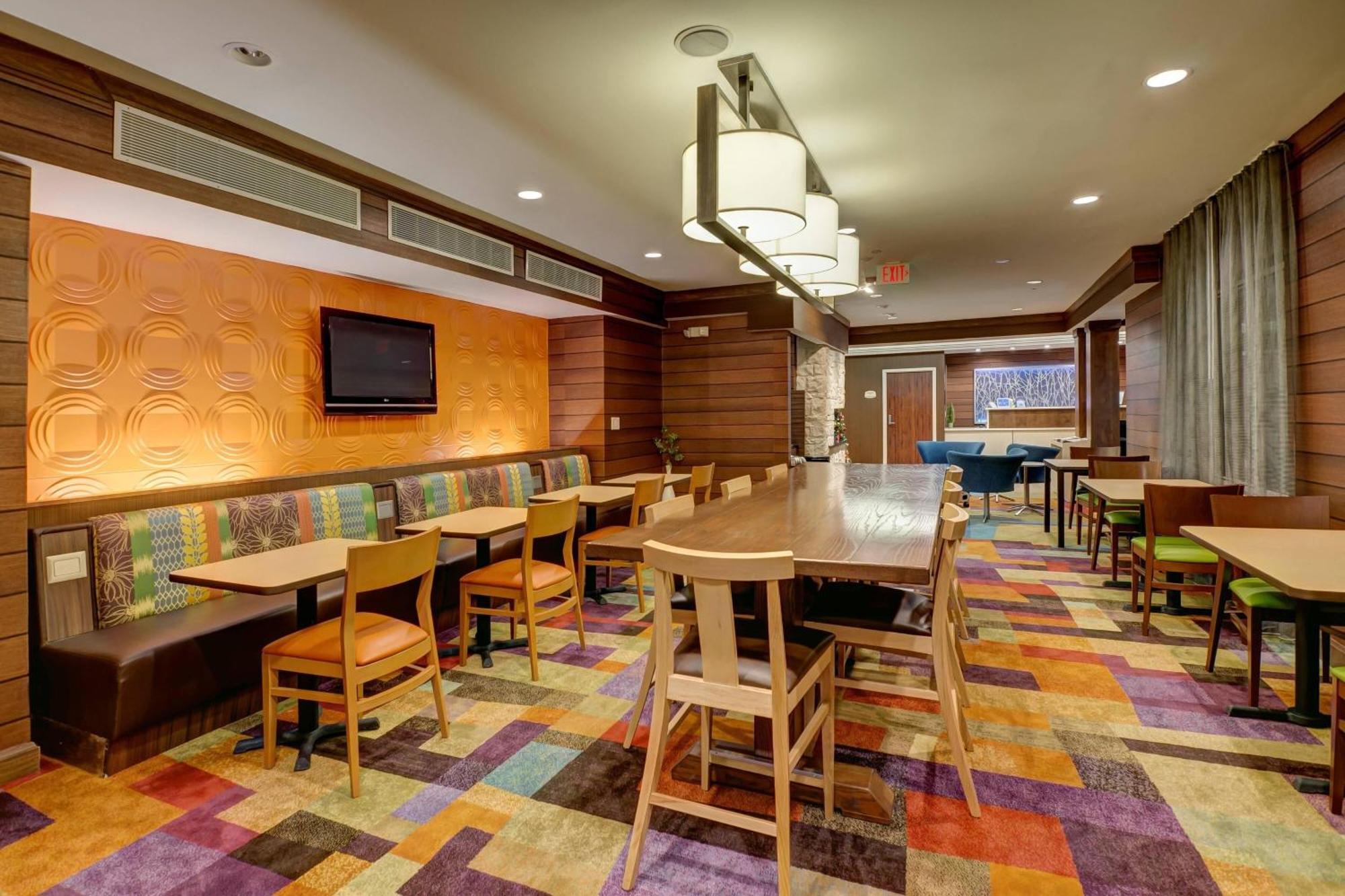 Fairfield Inn And Suites By Marriott Potomac Mills Woodbridge Bagian luar foto
