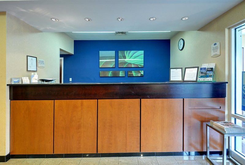 Fairfield Inn And Suites By Marriott Potomac Mills Woodbridge Bagian luar foto