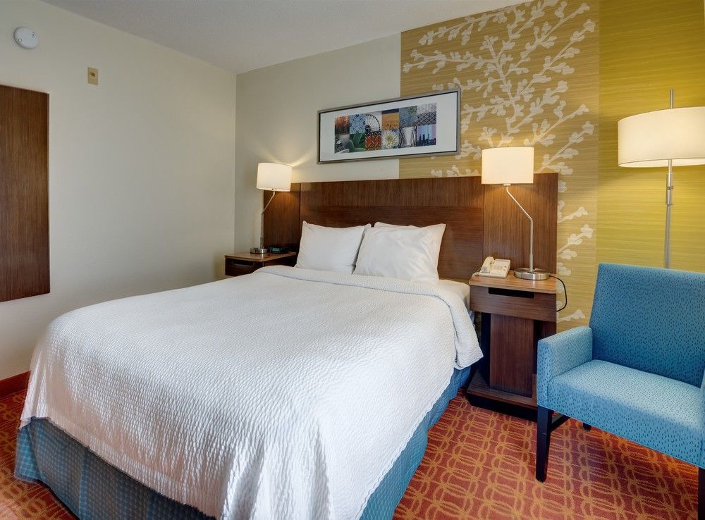 Fairfield Inn And Suites By Marriott Potomac Mills Woodbridge Bagian luar foto