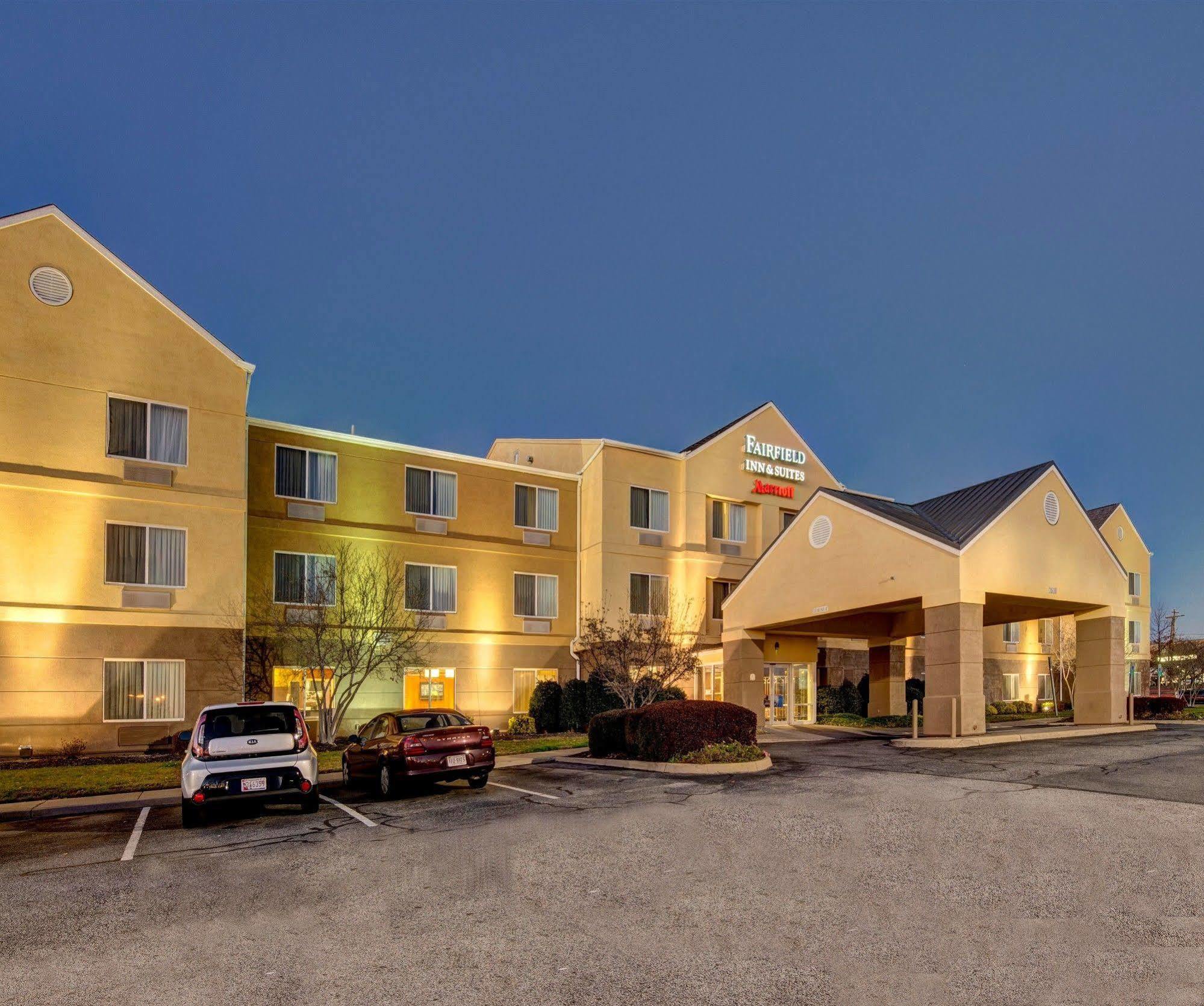 Fairfield Inn And Suites By Marriott Potomac Mills Woodbridge Bagian luar foto